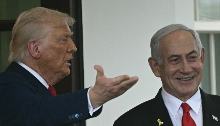 – Det er en veldig, veldig farlig utvikling. Jeg ville ikke brukt begrepet tredje verdenskrig, jeg synes det er uansvarlig og alarmistisk for øyeblikket. Det er tydelig at amerikanerne støtter israelerne med situasjonsinformasjon og tilrettelegging, sier statsviter og Midtøsten-ekspert Anders Persson ved Linné-universitetet.