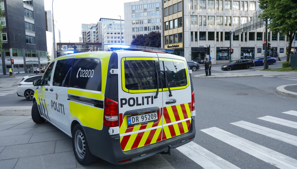En tenåring ble påkjørt av en bil i Munkedamsveien i Vika i Oslo sentrum fredag kveld. Politiet betegner ulykken som alvorlig, men den påkjørte er ved bevissthet.