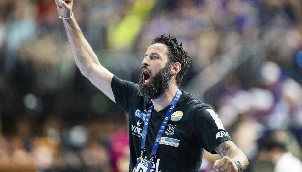 Magdeburg-trener Bennet Wiegert kunne juble for seier i en høydramatisk semifinale mot Barcelona i mesterligaen håndball.