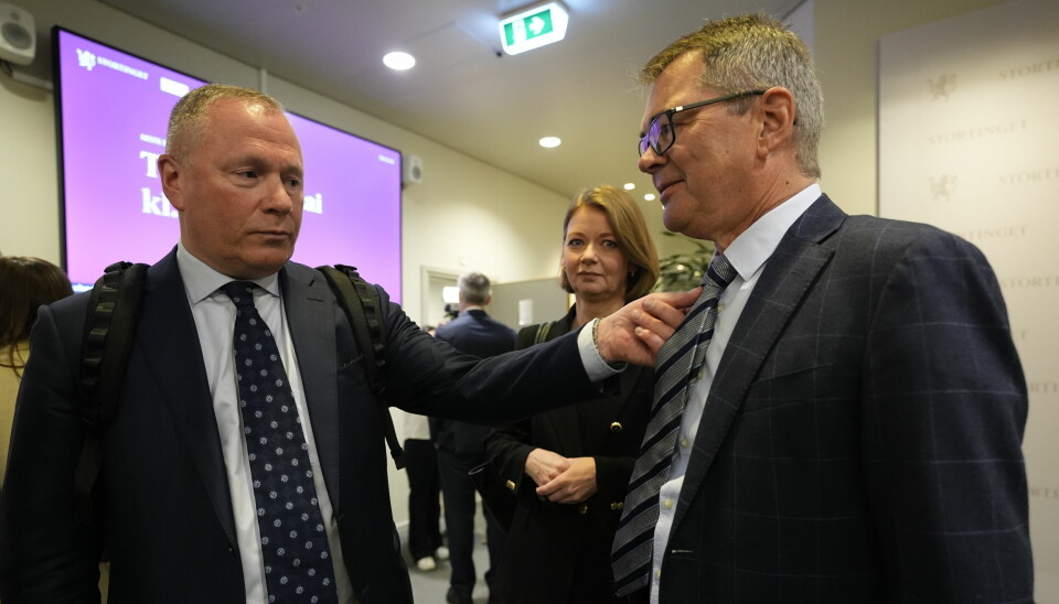 Nicolai Tangen sammen med leder i etikkrådet, Svein Richard Brandtzæg og sentralbanksjef Ida Wolden Bachei.