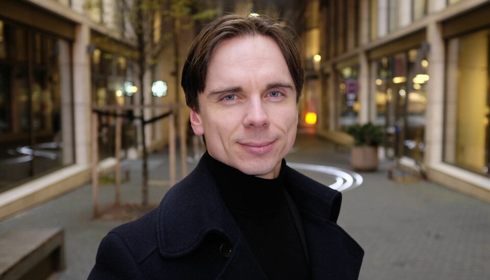 jeg er også åpen om at boka bygger eksplisitt på en bred liberal, sosialistisk, feministisk og konservativ kritikk av woke, skriver Gjerde.