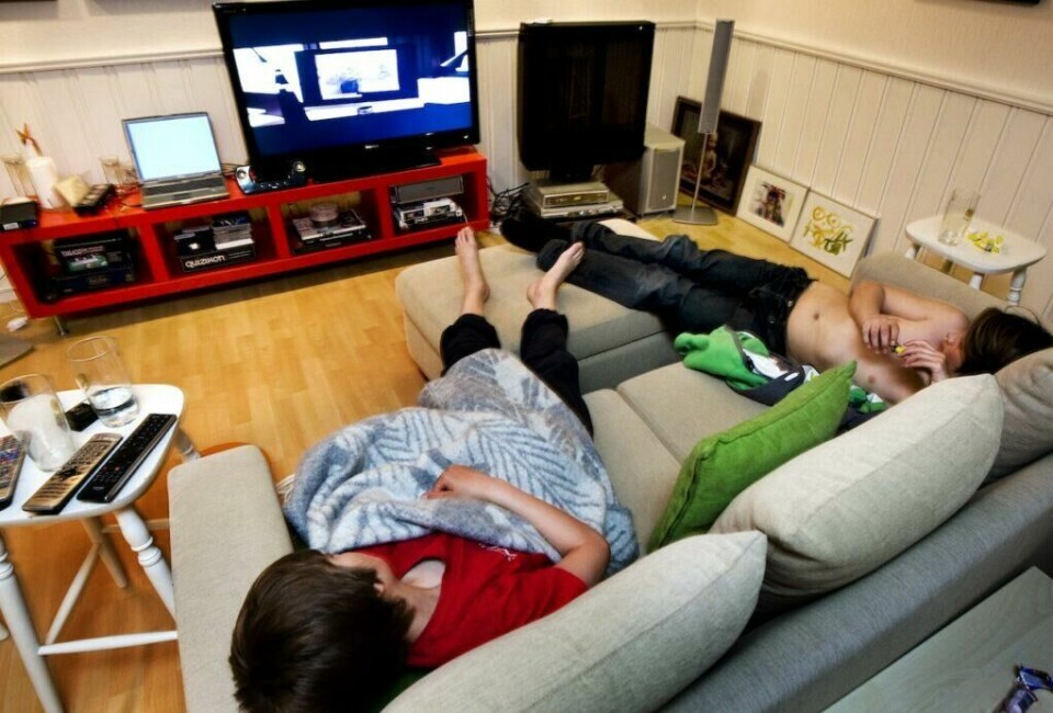 TV og strømmekanalene bruker mindre penger på å lage serier folk kan slappe av med i sofaen. Foto: Gorm Kallestad / NTB