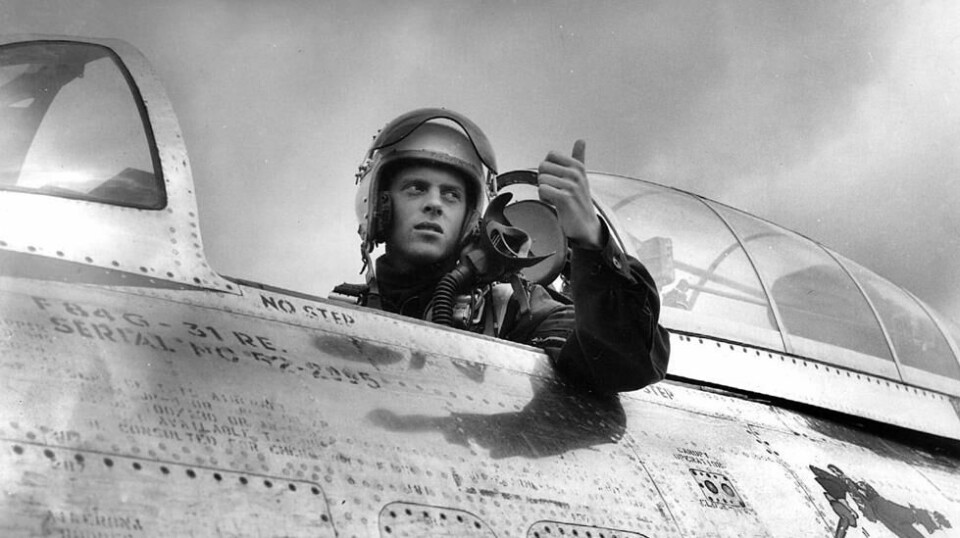 Som ung mann var Per Kjendlie både jagerfly- og helikopterpilot i Forsvaret. Noen år senere sto han ansikt til ansikt med våpenet de levde i frykt for, atombomben.