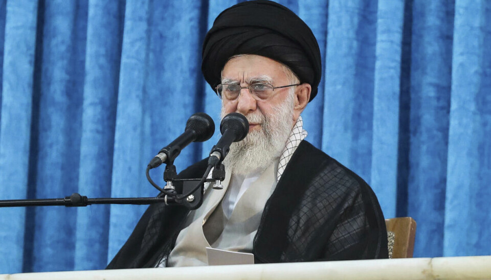 Irans øverste leder ayatolla Ali Khamenei kan bli mer oppsatt på å skaffe Iran atombomber som følge av de israelske angrepene, mener flere eksperter.