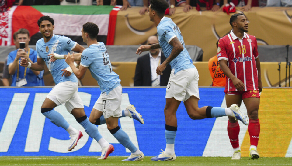 Phil Foden feirer ledermålet i Manchester Citys VM-kamp mot Wydad.