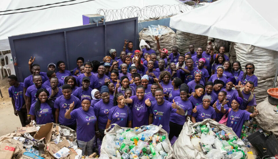 Da Norfund høsten 2023 annonserte et lån på to millioner euro til Wecyclers Nigeria Limited, ble det fremhevet at «det er 171 000 milliarder plastbiter i verdenshavene», og at systemer for innsamling og resirkulering av plast er avgjørende for å bekjempe plastforurensning.