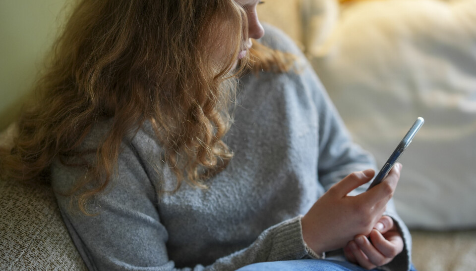 Nasjonal kommunikasjonsmyndighet mener nordmenn bytter mobilabonnement for sjeldent.