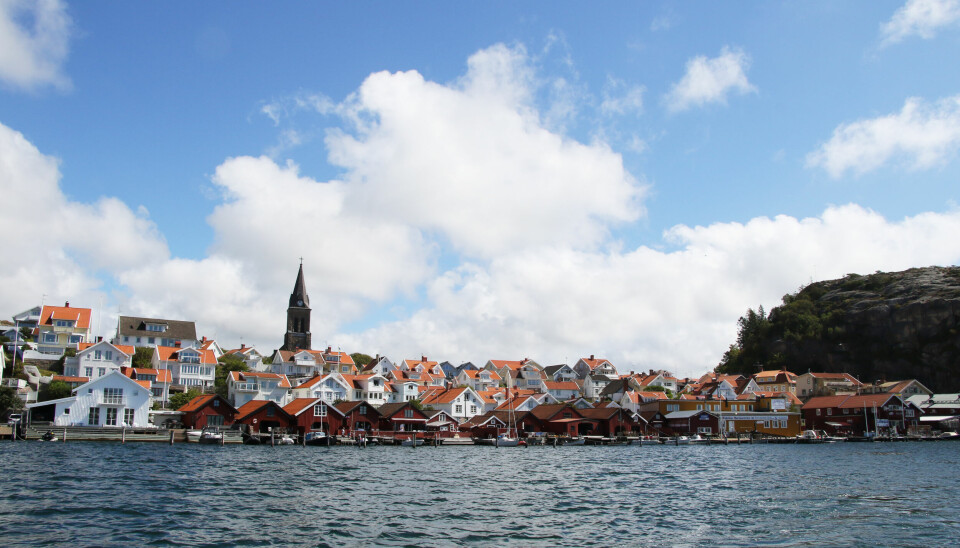 Det er ennå deilig å være norsk i Danmark, men kanskje deiligere i Sverige. Her fra turiststedet Fjällbacka i Bohuslän.