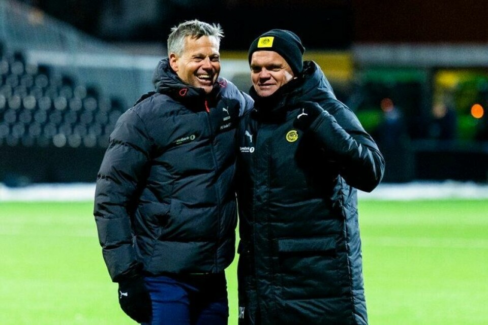 Bodø/Glimts trener Kjetil Knutsen og assistenttrener Gaute Helstrup jubler etter fotballkampen i Europaligaen mellom Bodø/Glimt og Twente på Aspmyra stadion.