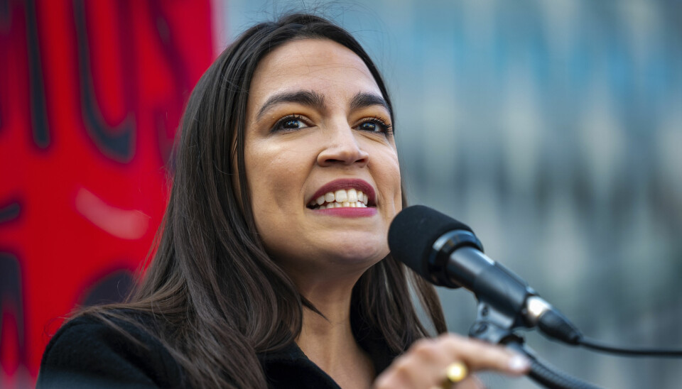 Alexandria Ocasio-Cortez mener Trump bør stilles for riksrett som følge av angrepet mot Iran.
