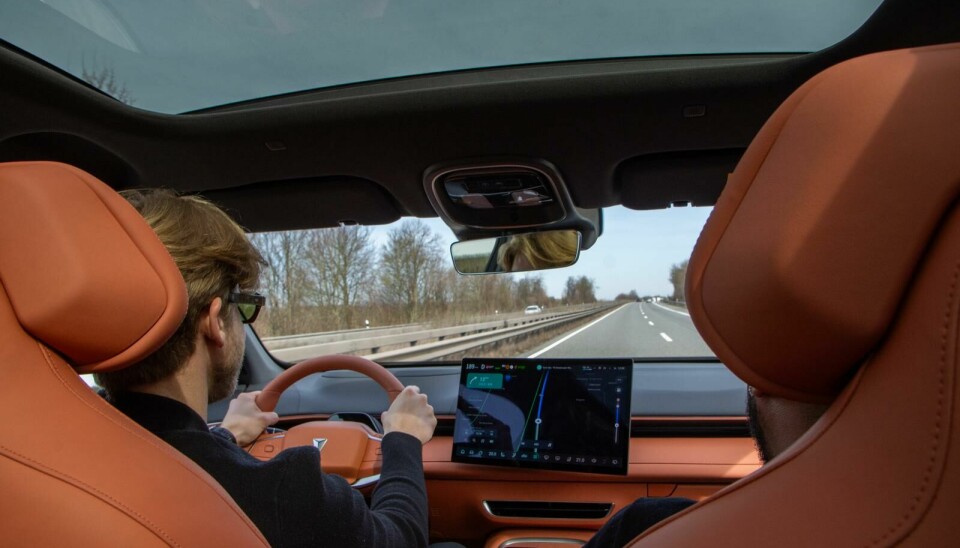 UTEN GRENSER: På en del av den autobahn uten fartsgrenser greide Deepal S07 så vidt 190 km/t før trafikken tetnet til igjen.