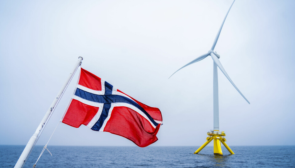 Utenfor Haugesund der det står to flytende havvindmøller. NVE har undersøkt flere områder som kan være aktuelle for havvindproduksjon.