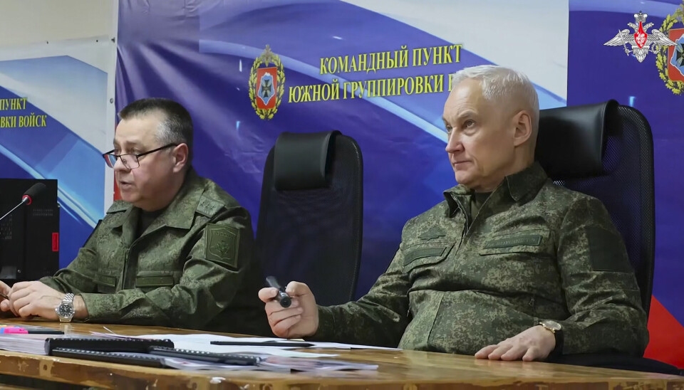 Russlands nye forsvarsminister, Andrej Belousov (til høyre), under et møte med russiske kommandanter på ikke oppgitt sted i Ukraina, 29. januar 2025.