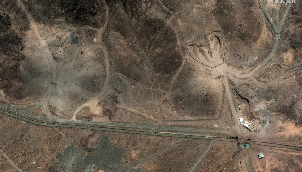 President Donald Trump hevder Irans anrikingsanlegg i Fordo er utslettet. Dette satellittbildet er tatt tirsdag. Foto: Maxar Technologies via AP / NTB