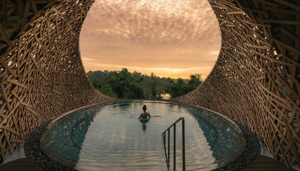 Wellness-turisme, som sies å være reiselivsbransjens raskest voksende segment, handler om så mye mer enn spa og massasje. Det handler om en helhetlig tilnærming til helse og velvære, der det jobbes med kropp og sinn for en sunn og balansert livsstil.