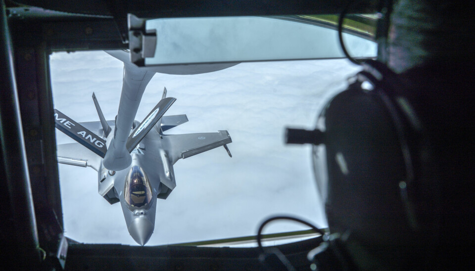 På grunn av manglende kapasitet på allierte tankfly må fem F-35 jagerfly og et Hercules transportfly bli hjemme.