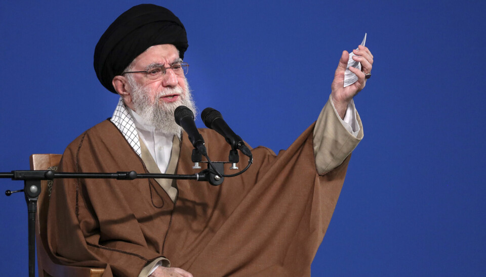 Ayatolla Ali Khamenei advarer USA mot nye angrep mot Iran.
