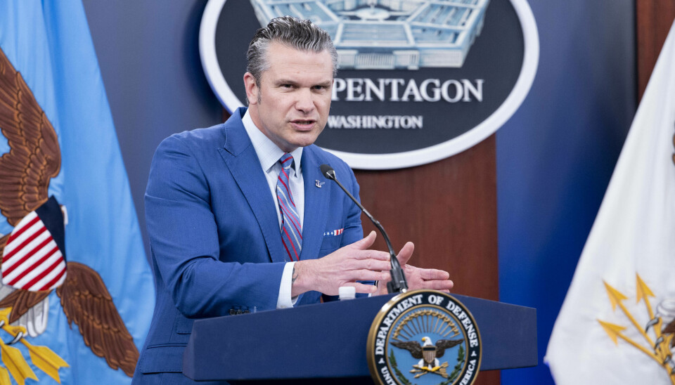 USAs forsvarsminister Pete Hegseth sier det ikke er informasjon som tyder på at Iran flyttet høyanriket uran før angrepet forrige helg.