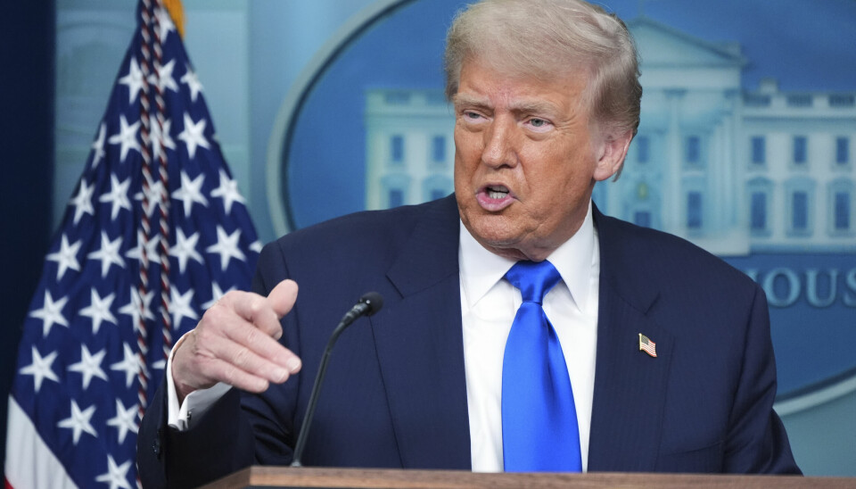 – GIGANTISK seier i høyesterett, skrev Trump på Truth Social kort tid etter at kjennelsen ble offentliggjort fredag. Deretter møtte han pressen i Det hvite hus.