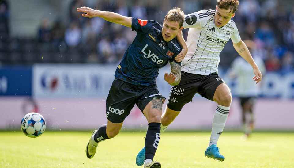 Vikings Herman Haugen i duell med Rosenborgs Jonas Søgaard Mortensen.