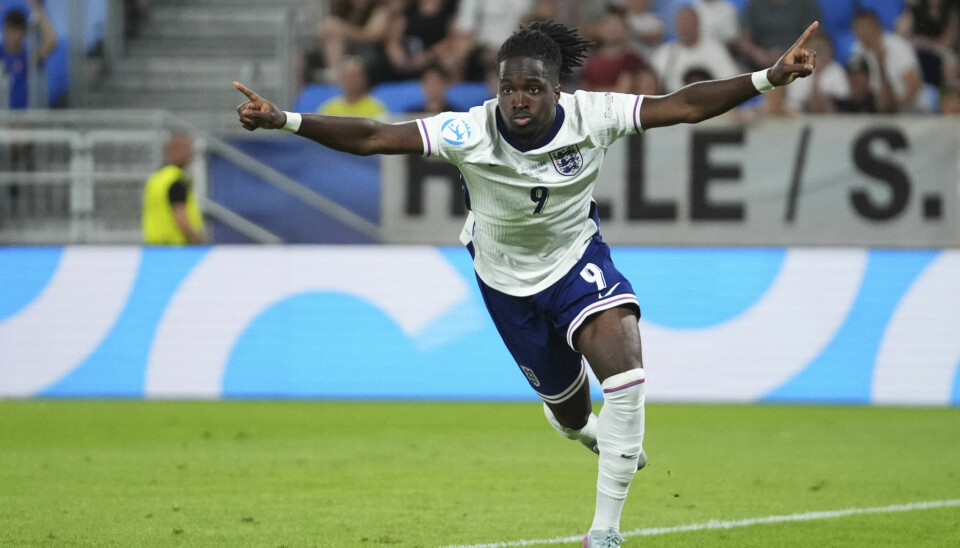 Jonathan Rowe var ikke lenge på banen før han scoret målet som sikret England finaleseier i U21-EM.