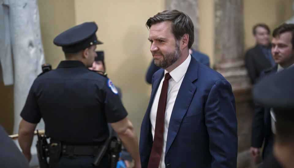 Visepresident J.D. Vance var til stede for å kunne bryte stemmelikhet ved behov. Det ble ikke nødvendig.