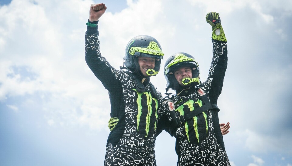 Rallyfører Oliver Solberg og kartleser Elliott Edmondson leder rally-VM i klasse WRC2 etter seieren i Rally Akropolis søndag.