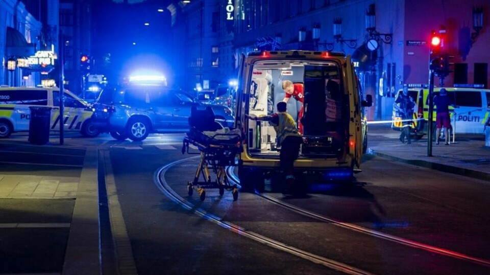 Natt til lørdag 25. juni ble det løsnet skudd ved utestedene Per på hjørnet og homsepuben London pub på C.J. Hambros plass ved Oslo tinghus. Skytingen startet i 1.15-tida, og mannen ble pågrepet av politiet klokka 1.19. To personer er drept, ti er alvorlig skadd, og elleve er lettere skadd.