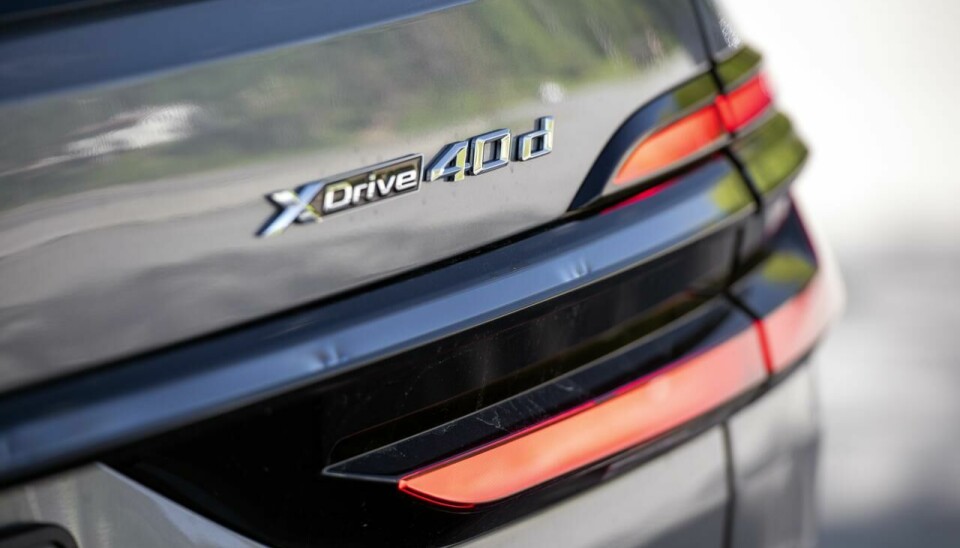 Tallet 40 kler ikke en rekkesekser på tre liter, men xDrive og d forteller mye om drivlinjen.