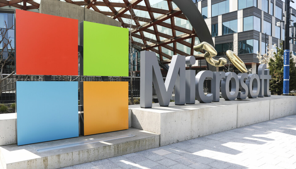 Et Microsoft-skilt og logo ved selskapets hovedkvarter i Redmond utenfor Seattle.