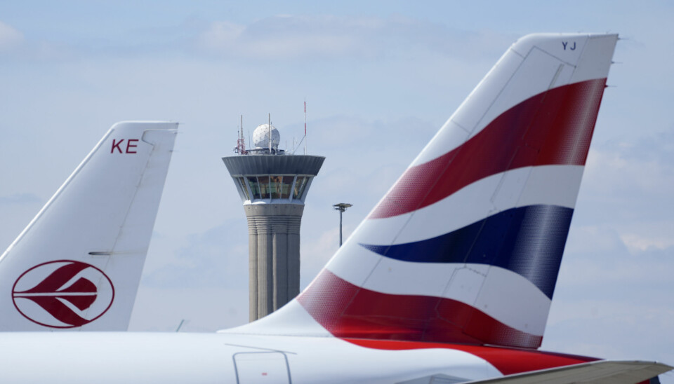 Flytårnet på Charles De Gualle-flyplassen ved Paris. Franske flygeledere striker fra torsdag. Arkivfoto: Thibault Camus / AP / NTB