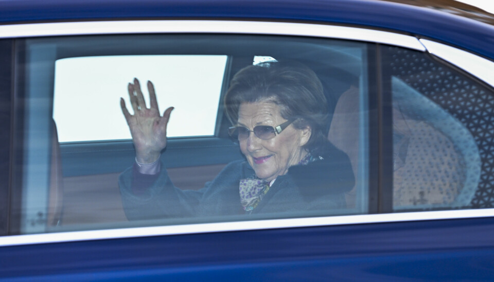 Dronning Sonja da hun forlot Rikshospitalet etter pacemakeroperasjonen i januar i år.