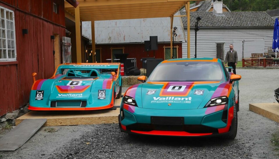 Porsche har bygd en ny Taycan Turbo GT som en hyllest til den gamle Valliant-sponsede 917/30, og Fjordluft er den første gang Porsche viser bilene sammen. Fra 23. juli til 7. september kan du se dem i Prototyp-museet i Hamburg.