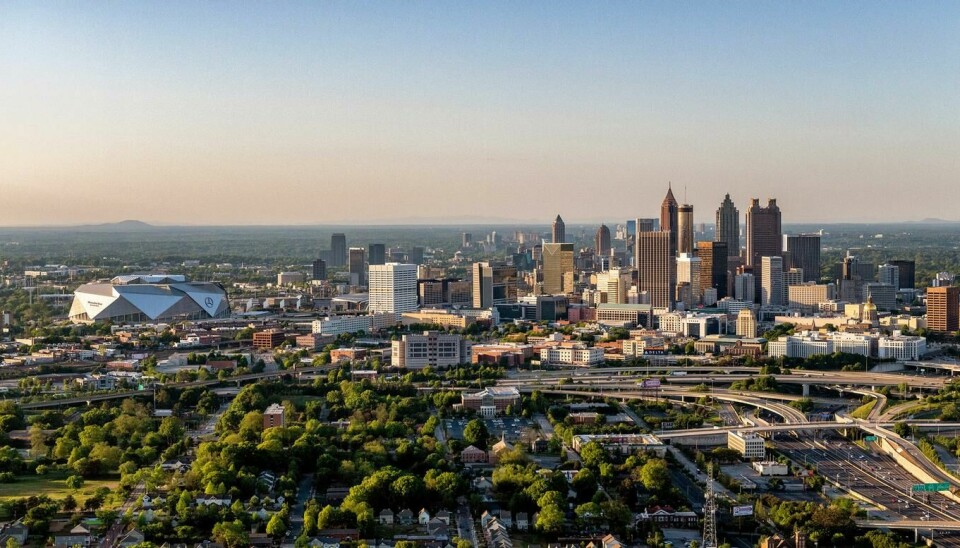 De aller fleste byene i USA har kallenavn, så også med Atlanta, hovedstaden i Georgia, som ofte kalles «The Green City». Her omkranses skyskraperne av frodig natur.