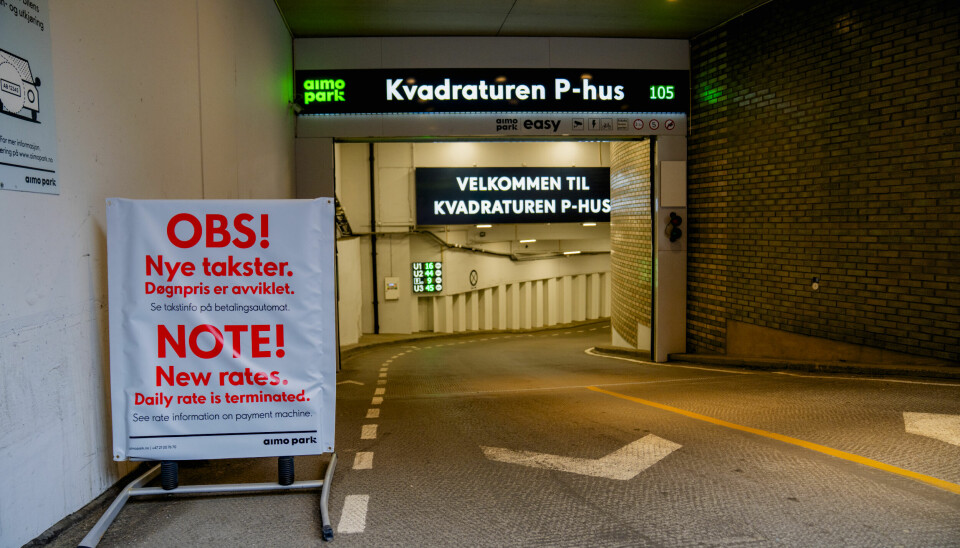 Aimo Park Kvadraturen P-hus tilbyr ikke lenger døgnpris til 600 kroner. Nå koster det 4680 kroner å stå parkert her i et døgn.