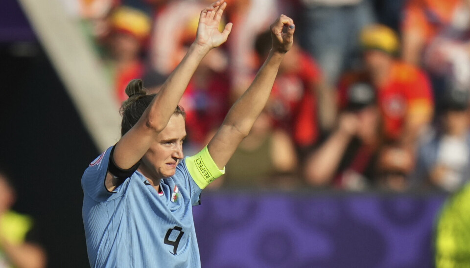 Vivianne Miedema scoret sitt 100. landslagsmål for Nederland mot Wales.