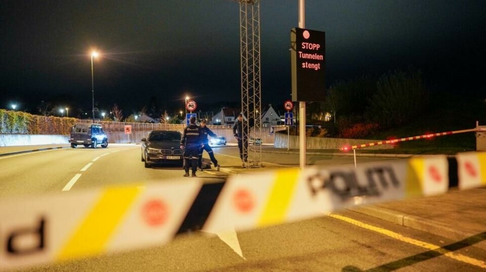 Avdødes familie klager på Spesialenhetens avgjørelse om å henlegge saken etter at politiet skjøt og drepte en mann i forbindelse med en gisselaksjon på Randaberg i fjor. Foto: Heiko Junge / NTB