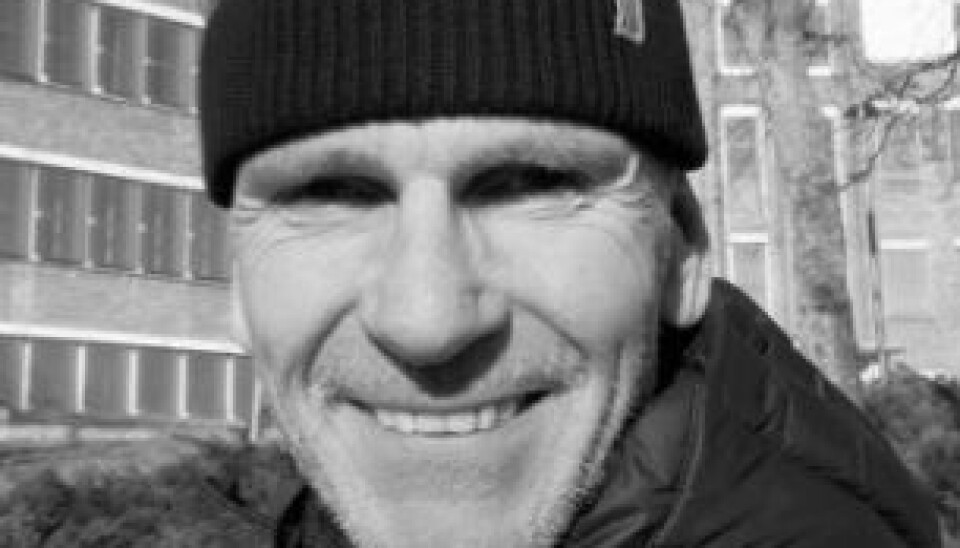 – Espen var et kjent ansikt for alle i ishockeyen i Østfold. Både som hockeypappa, entusiast og journalist. Hans engasjement kjærlighet for idretten vår var stort og ekte. Det finnes ikke ord nok til å beskrive det tapet familien, arbeidsplassen hans i Fredriksstad Blad og Hockey familien føler, skriver Line Holth og Stian Enghaug i Stjernen Ung og Stjernen Hockey Elite.