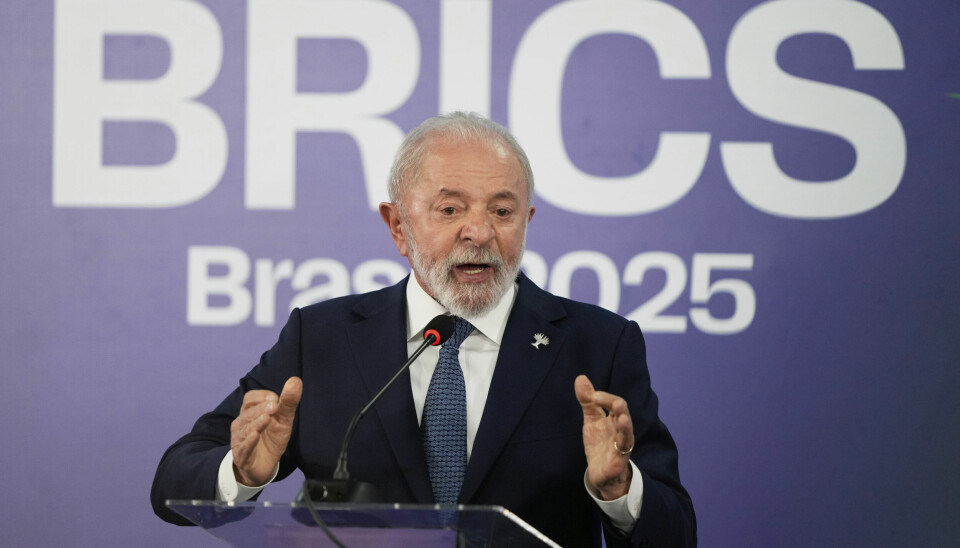 Donald Trump viser sin misnøye med Brasils president Lula da Silva ved å innføre 50 prosent toll på brasilianske varer.