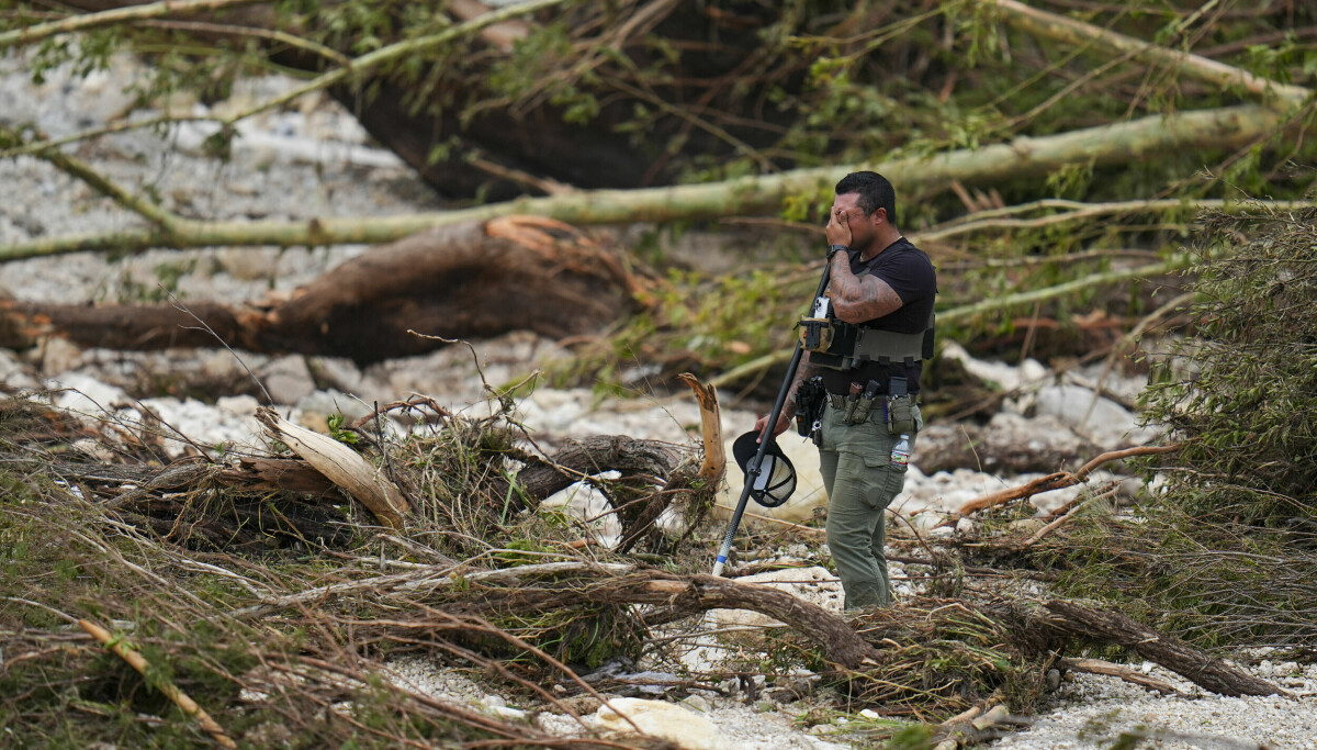 Ruslarning uy qurilishi samimiy fotosuratlari BDSM hujumi