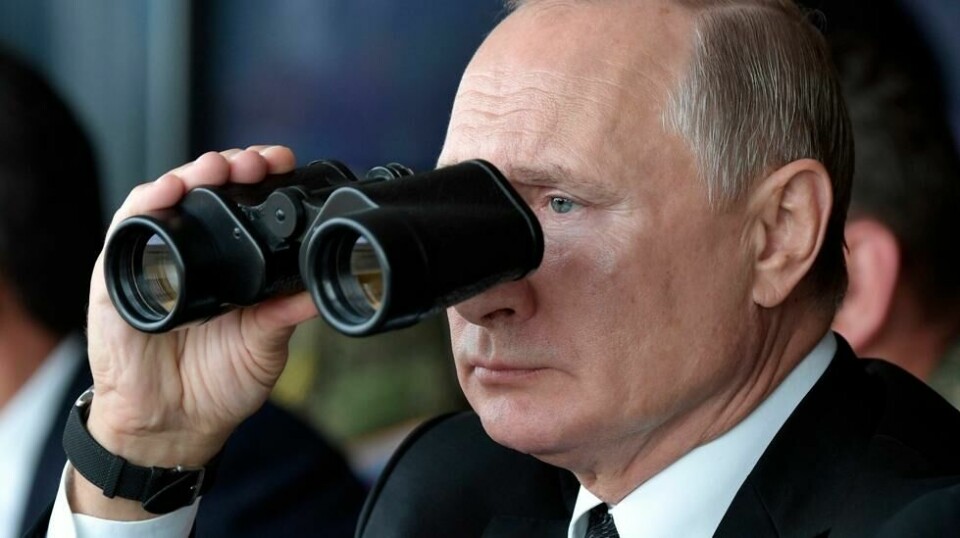 Russlands sterke mann, president Vladimir Putin, sitter med Europas skjebne i sine hender. Hvilke valg han gjør nå kan få enorme konsekvenser for sikkerheten i Europa i mange år fremover. (Alexei Nikolsky, Sputnik, Kremlin Pool Photo via AP)