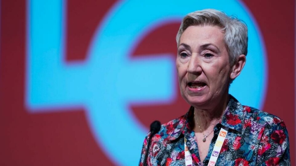 LO-leder Peggy Hessen Følsvik var ikke nådig med Akademikerne og Unio da hun talte til LOs representantskapsmøte tirsdag. Foto: Terje Pedersen / NTB