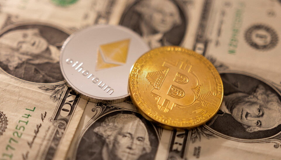 DE TO STØRSTE: 4000 dollar, 8000 dollar, 10.000 dollar, 15.000 dollar, 20.000 dolllar, 120.000 dollar, 200.000 dollar og 1 million dollar – og snart oppheves tyndekraften, skriver Haugen.