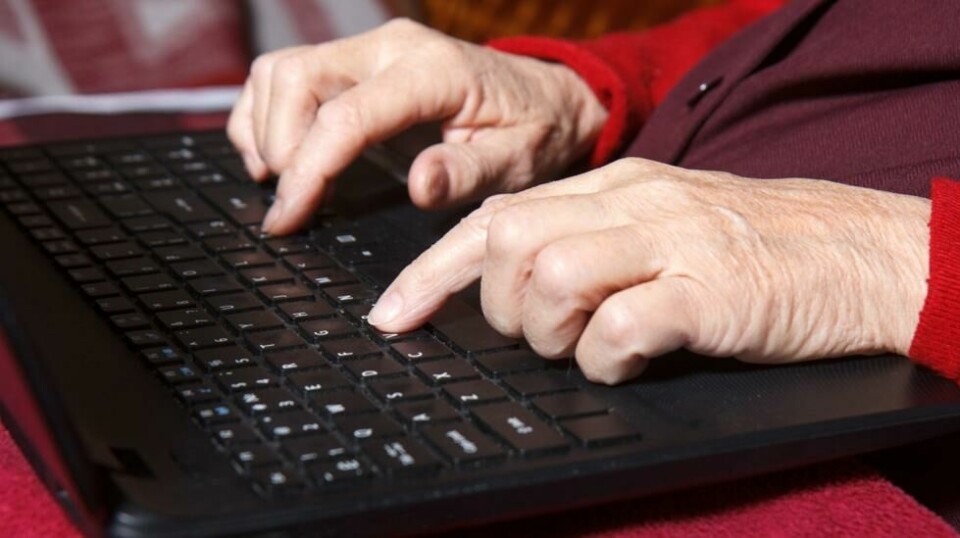 Flere eldre som la igjen egne kommentarer i NorSIS tidligere undersøkelser luftet frustrasjoner med digitaliseringen av samfunnet. Illustrasjonsfoto: Colourbox.com.