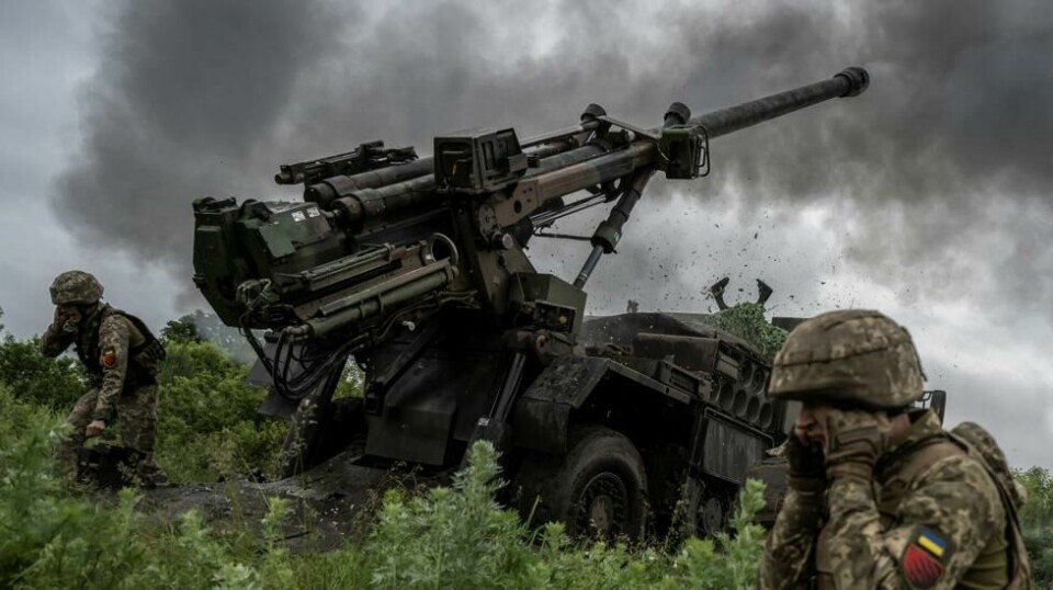 Ukrainske soldater fra den 55. separate artilleribrigade avfyrer en Caesar selvgående haubits mot russiske tropper nær byen Avdiivka i Donetsk-regionen.