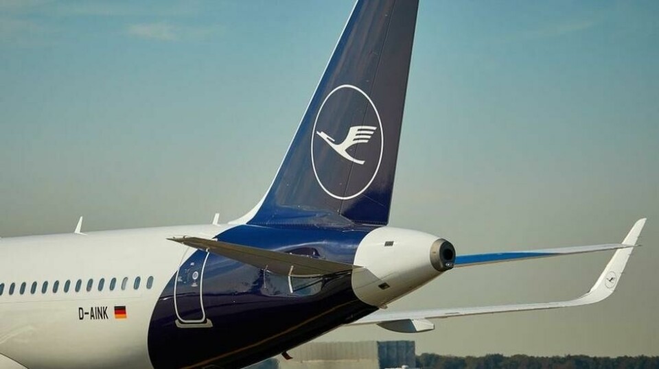 Lufthansa-flyet hadde 329 passasjerer og 19 besetningsmedlemmer om bord.