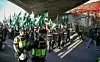 Demonstranter fra Den nordiske motstandsbevegelsen i Gøteborg. Foto: Adam Ihse/tt / NTB scanpix