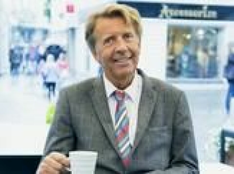 Per A. Thorbjørnsen (V) frykter en fremtid med ladekaos i Stavanger. Han håper lyktestolpelading kan være en del av løsningen. Per A. Thorbjørnsen (V) frykter en fremtid med ladekaos i Stavanger. Han håper lyktestolpelading kan være en del av løsningen. Foto: Venstra