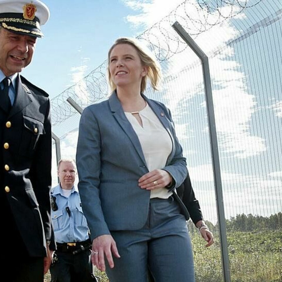 Vil ikke nå måltallene for tvangsretur. Innvandrings- og integreringsminister Sylvi Listhaug (Frp) må bare registrere at Morten Hojem Ervik sjef for Politiets utlendingsenhet ikke klarer å returnere etter planen på grunn for få ankomster i 2017.