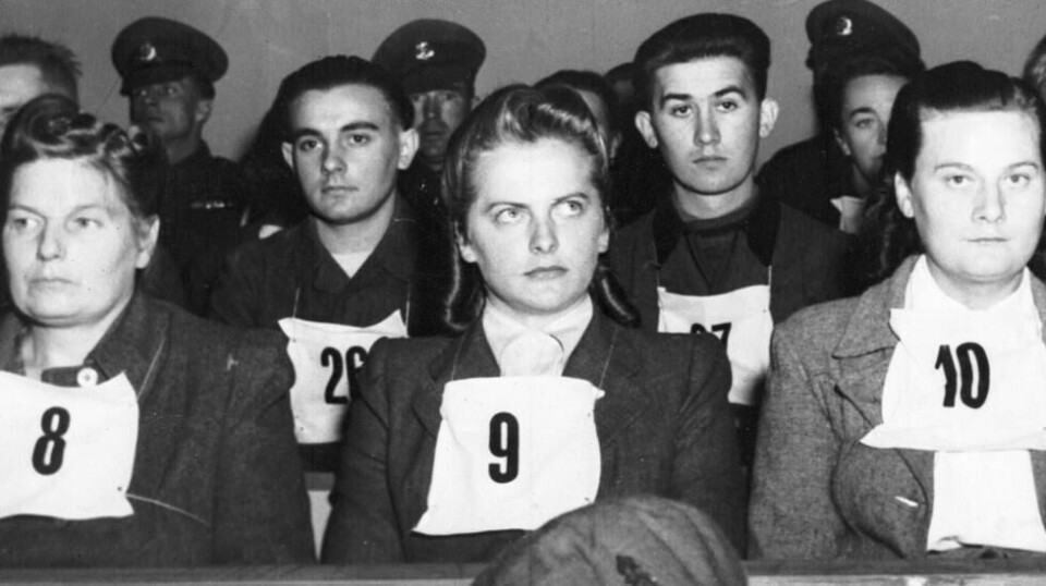Irma Grese er kjent som en av de mest brutale kvinnelige SS-soldatene. Her er hun avbildet under rettssaken i Tyskland i 1945.